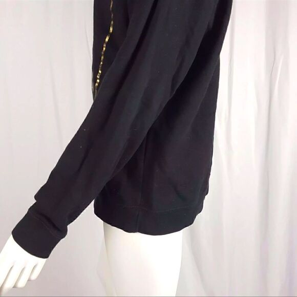 Womens Medium Black and Gold "I Can't Stop Watching Youtubers" Graphic Sweater - Picture 6 of 9